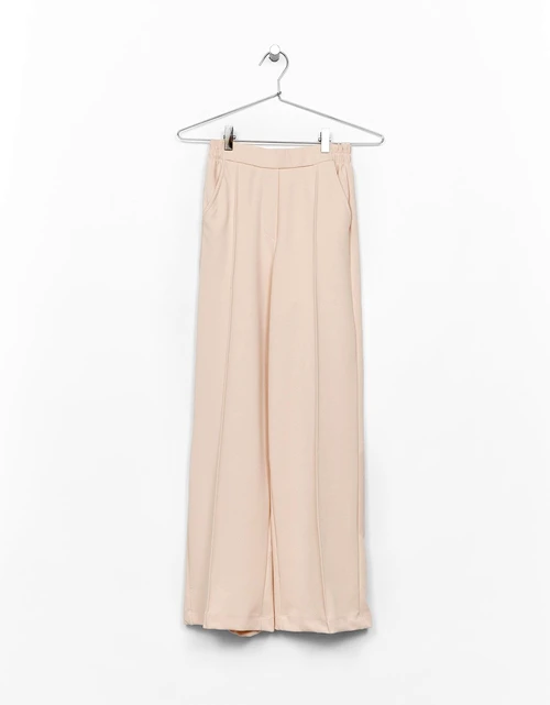 Pantaloni nude, Bershka, 79,90 lei jpg jpeg