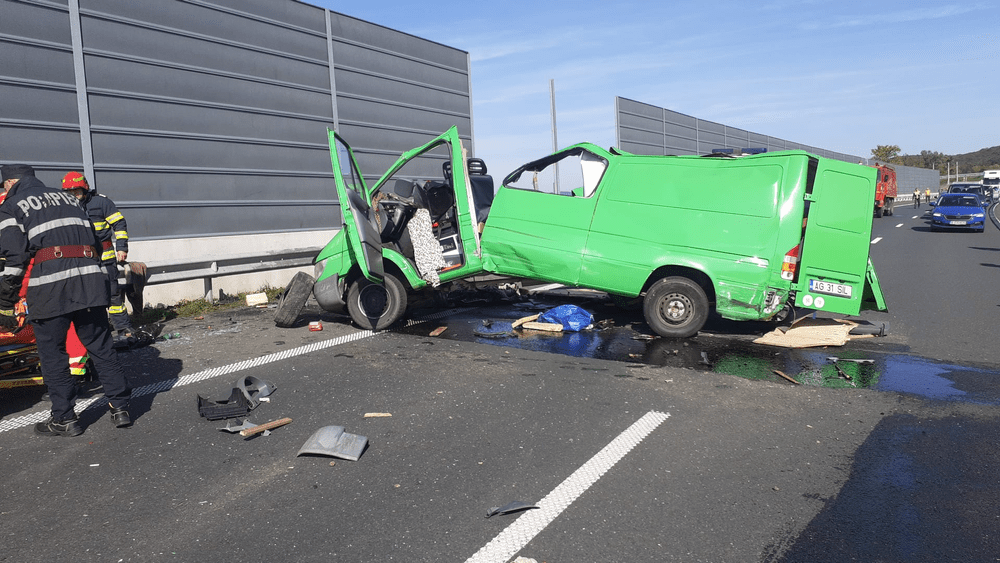 Un mort și trei răniți, într-un accident pe autostrada A1 Deva-Timișoara. Între victime este și un copil de cinci ani
