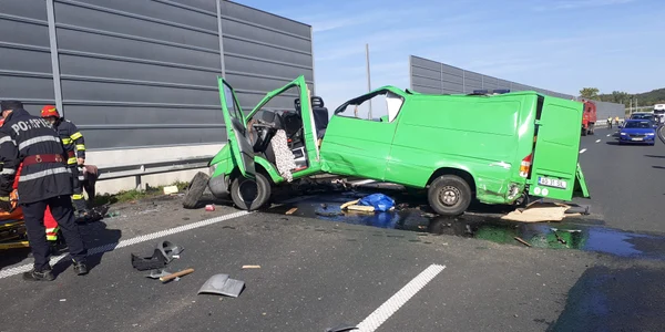 Accident pe Autostrada. FOTO, ISU HUNEDOARA 