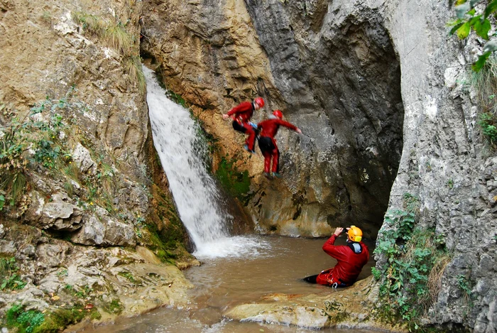 Cu echipament se poate parcurge tot traseul FOTO Facebook/ Băile Romane Cetea