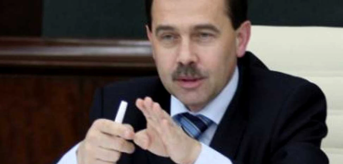 Scădere economică de 8,5%