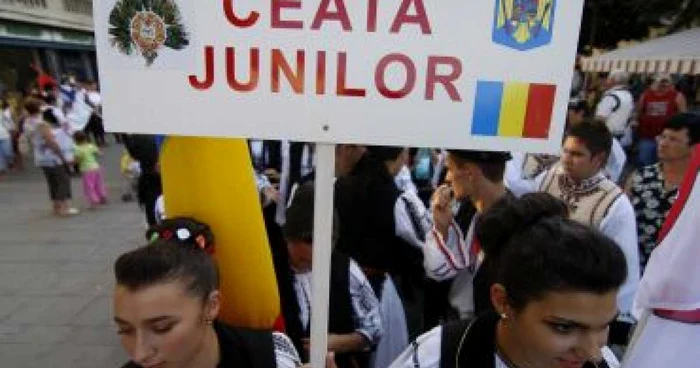 Sibiu: „Florile Oltului” înfloresc la Avrig