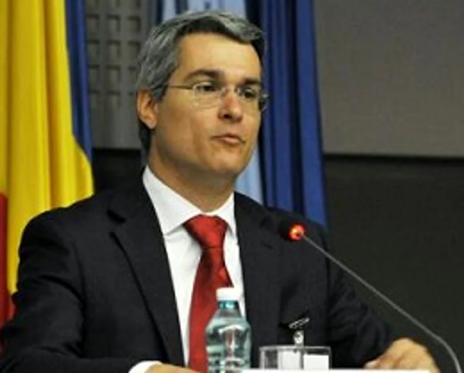
    Dragoș Pîslaru a reușit în două luni să deblocheze Ordonanța care reglementează salarizarea bugetarilor  