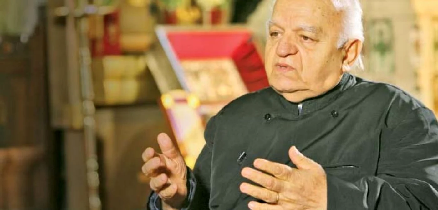 Părintele Nicolae Bordaşiu crede că a devenit „o modă“ pentru unii să ceară eliminarea religiei dintre materiile de studiu