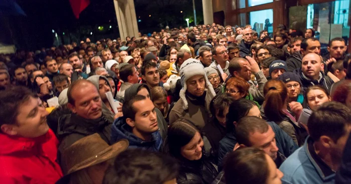 Români la vot. Bonn, Germania.