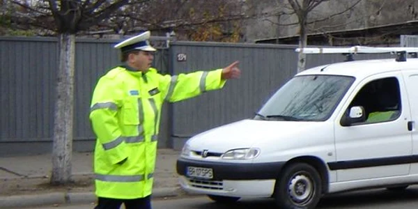 Polițiștii rutieri au aplicat sancțiuni 