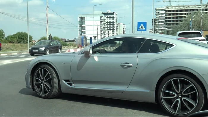 Ioana, cea de-a 5-a soție a lui Ilie, la volanul superbului Bentley primit cadou de la soț