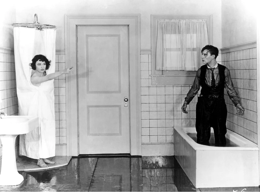 Buster Keaton în scurtmetrajul „One Week” (1920)