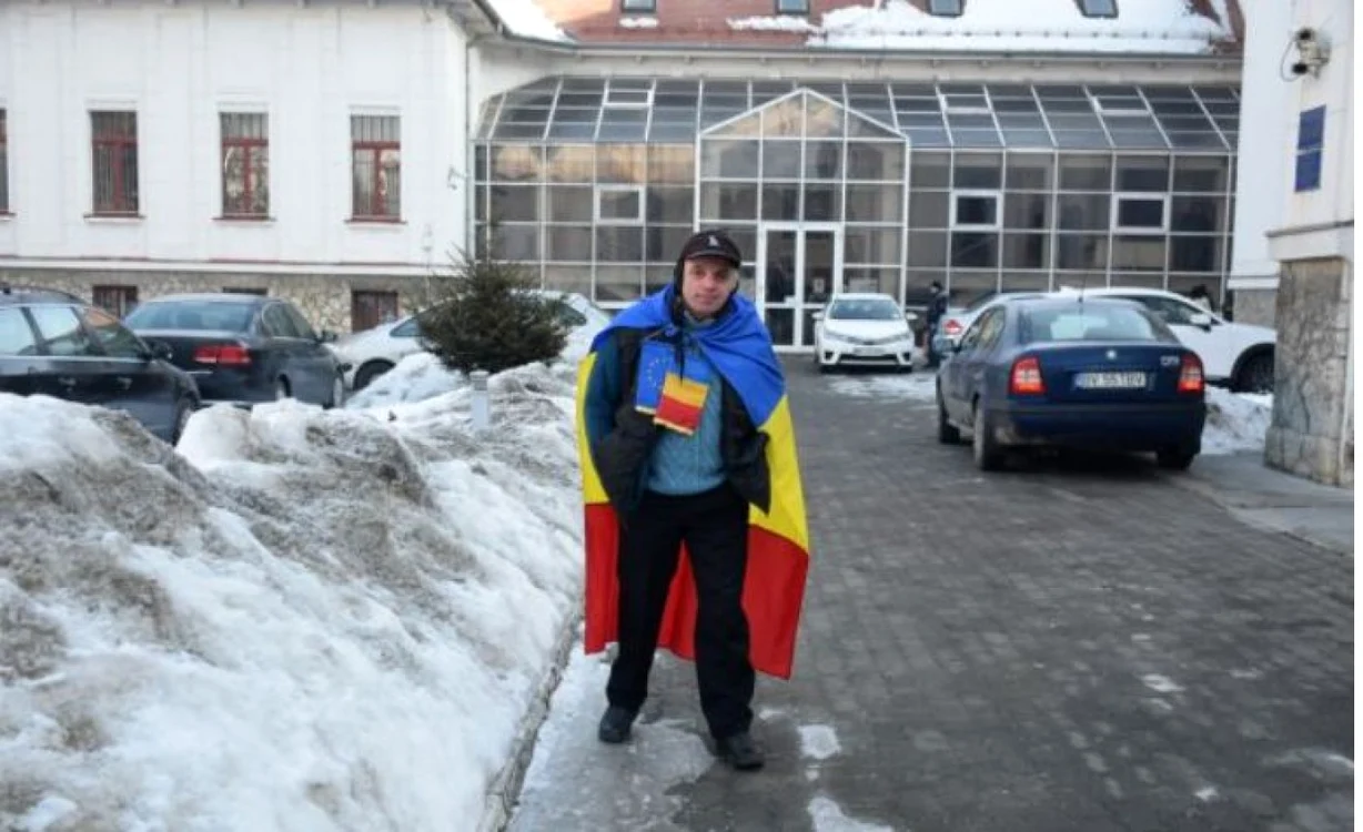 Gheorghe Botorrog şi-a reluat protestele imeidat ce a ieşit din puşcărie. FOTORudolf Fekete-mytex.ro.