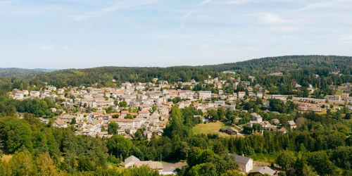 Comuna Le Chambon-sur-Lignon din sud-estul Franţei FOTO office-tourisme-haut-lignon.com