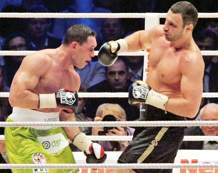 
    Vitali Klitschko (dreapta)  