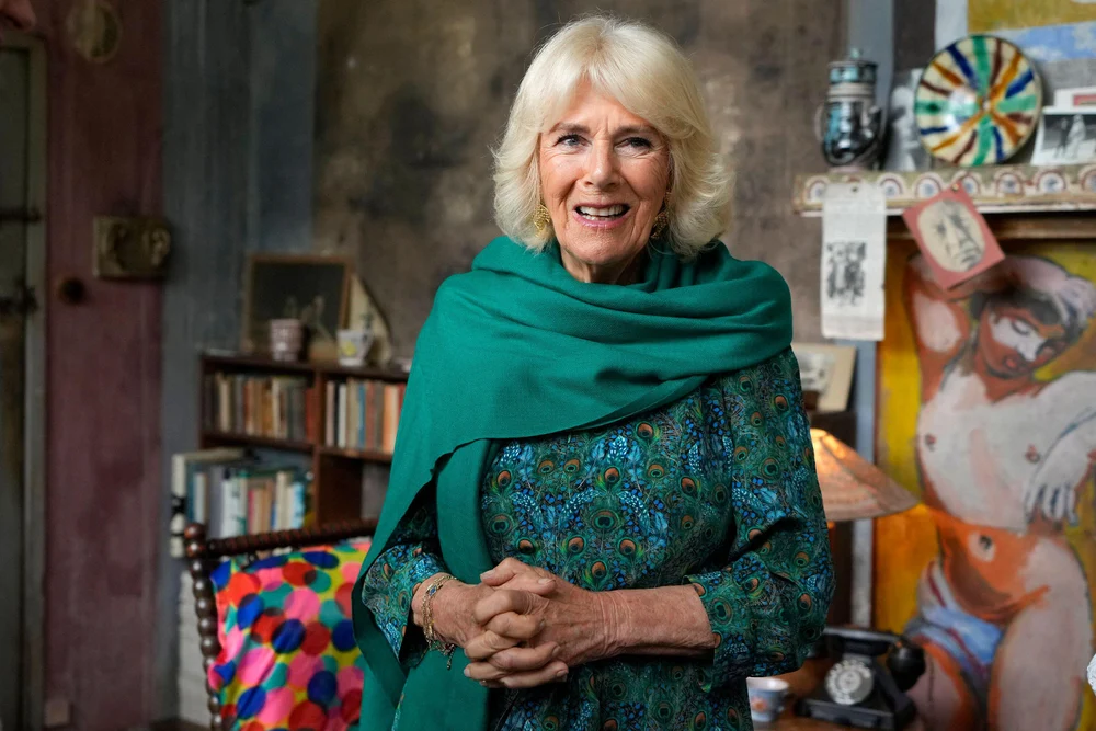 Regina Camilla a anunțat că este bolnavă cu câteva ore înainte de sosirea lui Trump în UK. Ar putea fi o strategie pentru a evita să se fotografieze cu liderul SUA