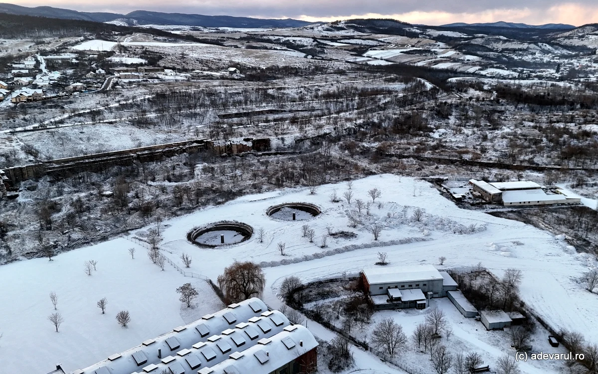 Locul unde va fi construită Grădina urbană Corvinia. Foto: Daniel Guță. ADEVĂRUL