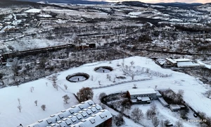 Terenul viran din Hunedoara unde va fi construit cel mai mare parc  Foto Daniel Guță JPG