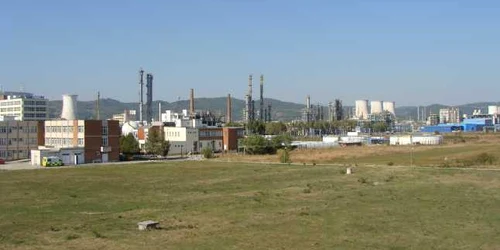 Privatizarea Oltchimul a fost tema conferinţei de presă susţinută de Victor Ponta la Ministerul Economiei