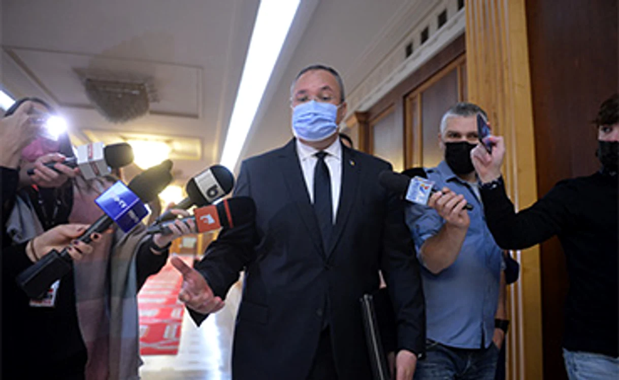 
    Începe săptămâna decisivă pentru premierul Nicolae CiucăFoto: Mediafax  