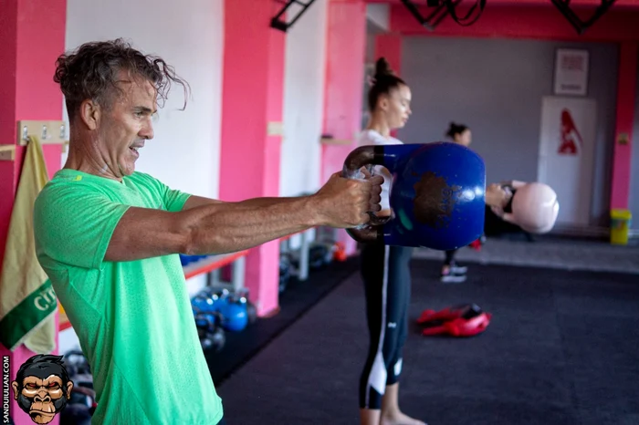 Antrenamentul cu kettlebell are numeroase beneficii pentru sănătate FOTO arhiva personală