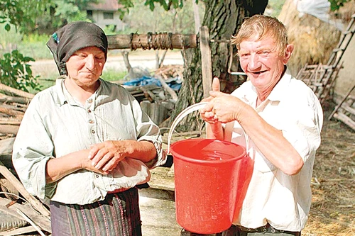 «Venim cu căruţa la înmormântare»