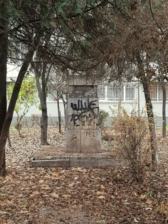 823t andadocea3 jpg jpeg