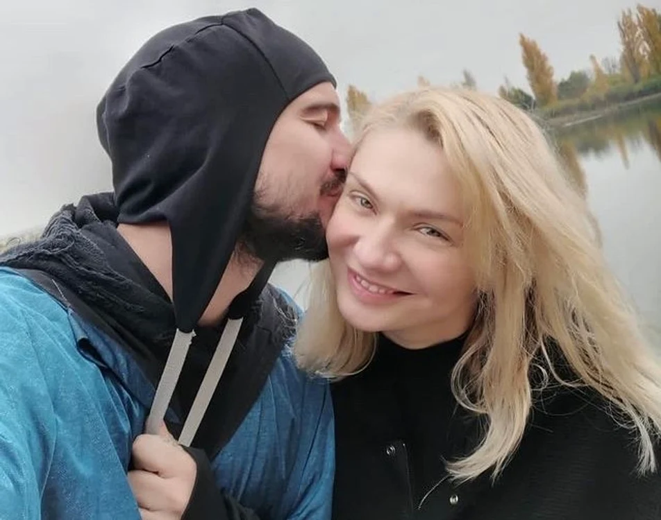 
    Cristina Cioran și Alex Dobrescu sunt împreună de șapte lunifoto: arhiva personală  