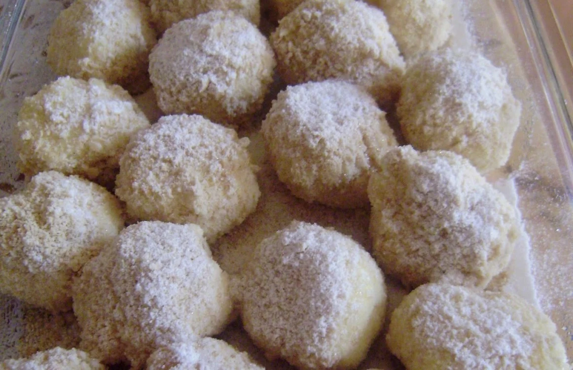 Papanasi ardelenesti - sursa foto andreeascakes.blogspot.ro