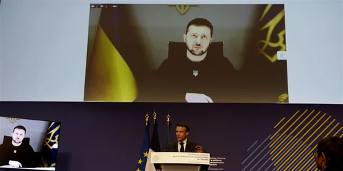 Macron si Zelenski la Conferinta de solidaritate cu Ucraina gazduita la Paris FOTO EPA EFE jpg