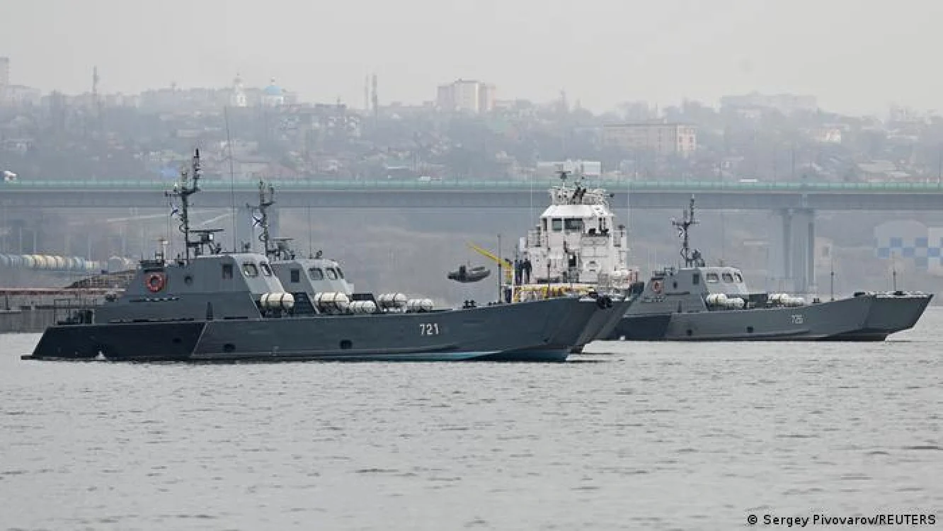Marina militară rusă, în drum spre Marea Neagră