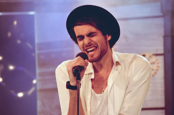 
    Mihail a dat lovitura cu piesa ”Mă ucide ea”foto: arhiva personală  