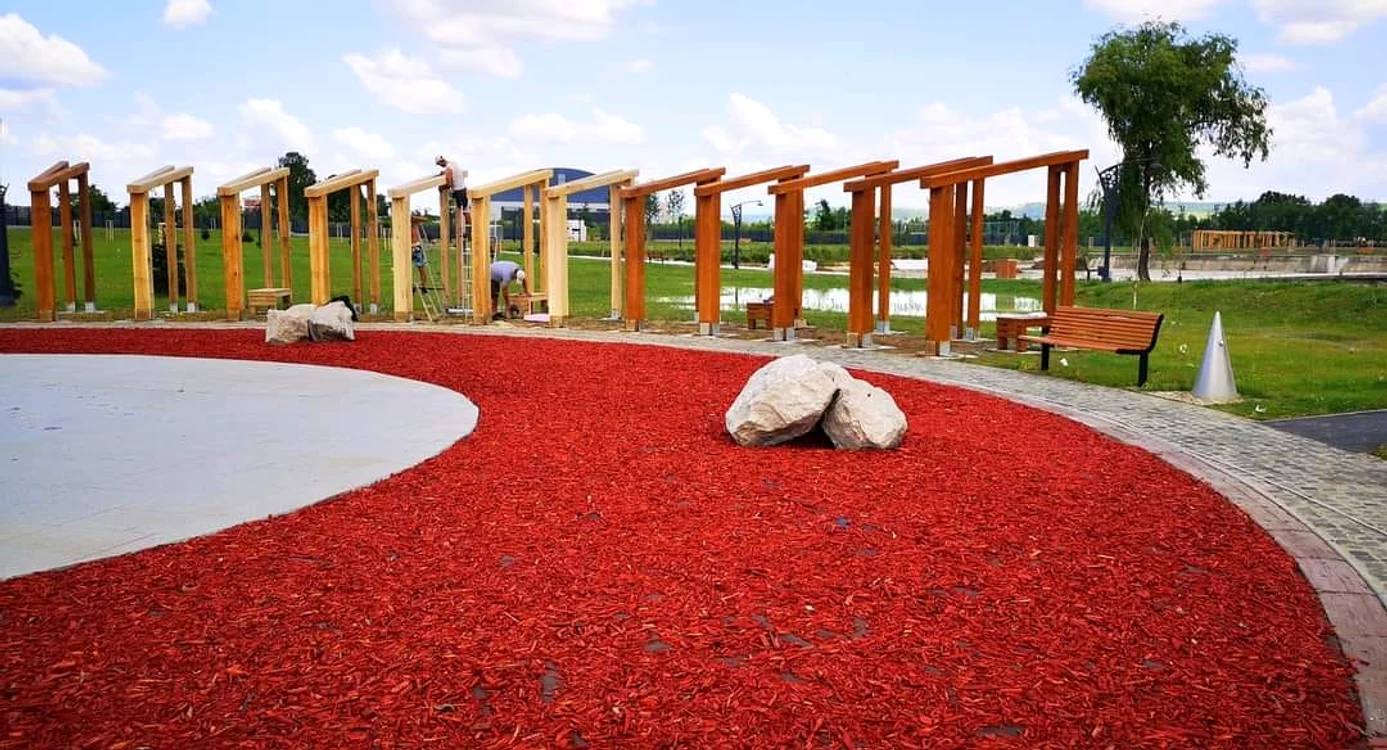 Noul parc din vecinătatea Complexului de Natație. FOTO. C.S.