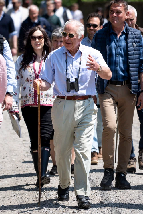 Regele Charles la plimbare în Valea Zălanului FOTO AFP