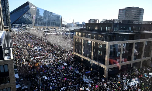 protest minneapolis sua impotriva ICE FOTO: X/@wccoradio