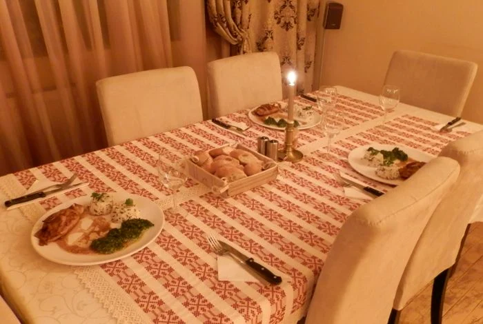 Marcel Toader în bucătărie