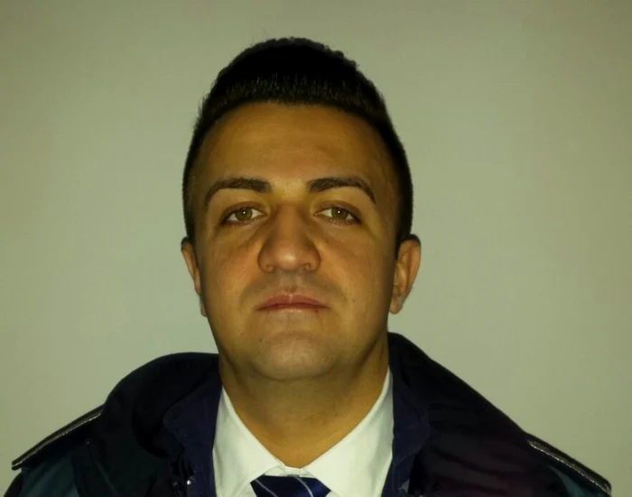 Agentul şef adjunct Pavel Irimia de la Postul de Poliţie Coşna. FOTO IPJ Suceava