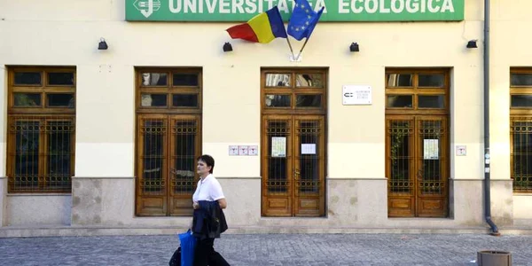 universitatea ecologica strada franceza foto mediafax octav ganea