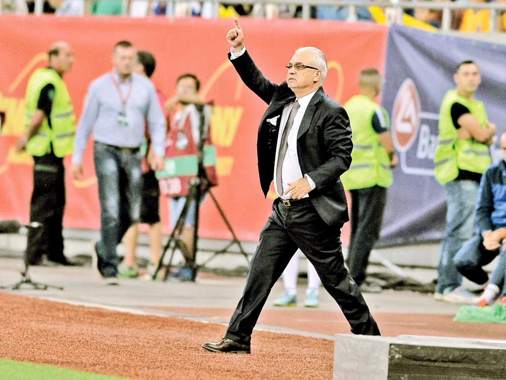 Anghel Iordănescu are viitorul incert la naţională, în ciuda declaraţiilor de susţinere ale federalilorFoto: sportpictures.eu