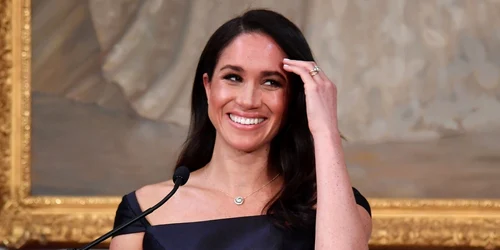 Meghan ducesa de Sussex susţine un discurs în timpul unei recepţii de la Government House  din Wellington Noua Zeelandă. FOTO Guliver-Gettyimages