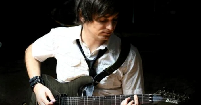 Marius Pop va cânta live în faţa juriului emisiunii "Guitar Idol"