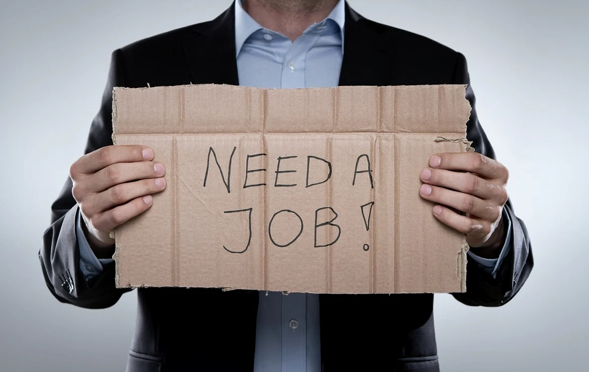 Cel puţin 25.000 de locuri de muncă sunt disponibile pentru cei care caută un job. Foto arhivă