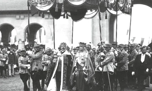 Expoziția «Marea Unire  De la victoria în Primul Război Mondial la Încoronarea Suveranilor României Mari», în premieră la Chișinău jpeg