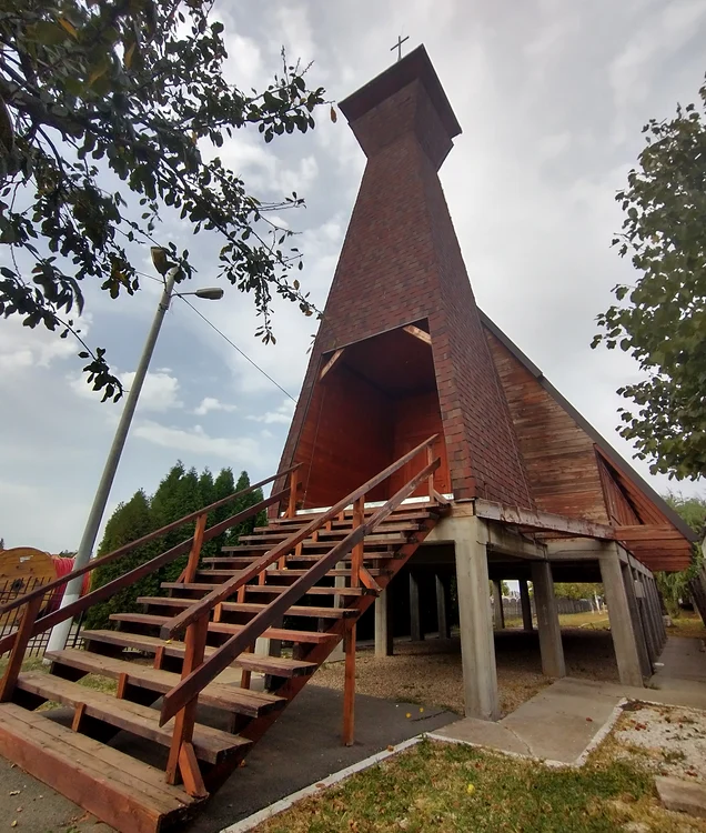 Biserica de la Popești-Leordeni FOTO infoinsider.ro