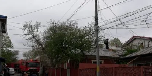 incendiu foc casa Galati