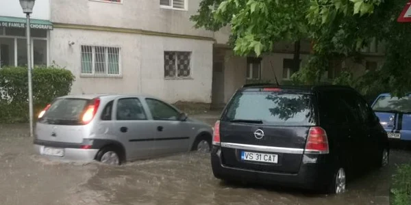 inundatii vaslui