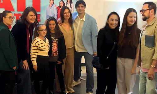 Familia lui Cătălin Măruță a făcut furori într-un mall din București la întâlnirea cu fanii Tati Full-Time!