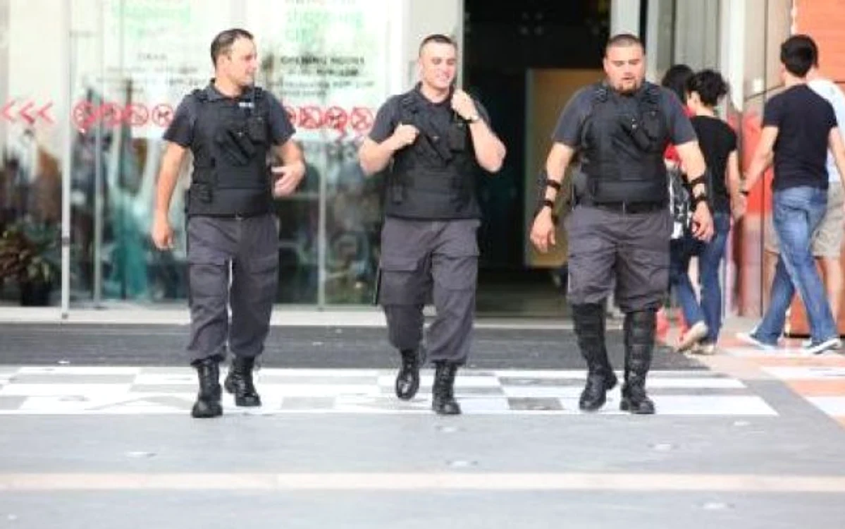 Inspectorii de muncă au descoperit la post 15 angajaţi fără forme legale FOTO: Arhiva