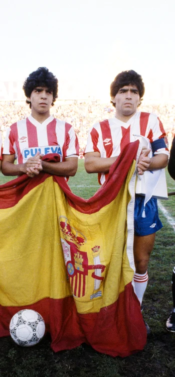 Frații Maradona erau foarte apropiați (FOTO: Sportpictures)