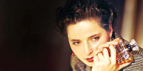 Isabella Rossellini, într-o reclamă pentru parfumul Tresor