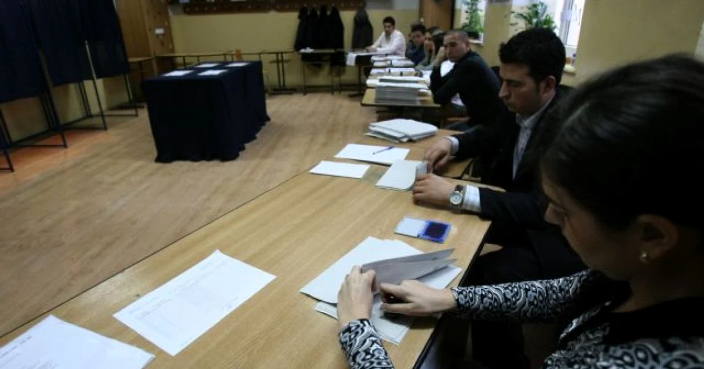 În străinătate au fost organizate 950 de secţii de votare pentru români. Foto Adevărul