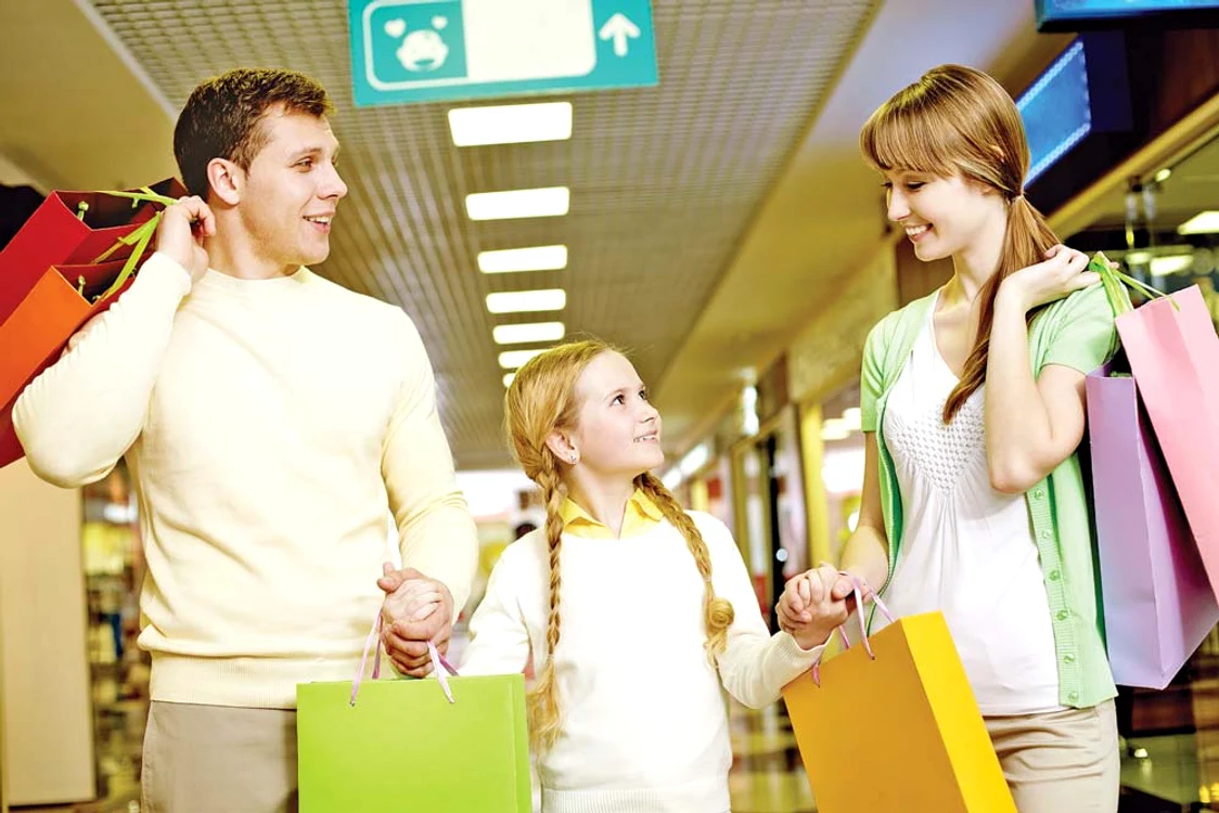 
    În minivacanța de 1 Decembrie supermarketurile sunt singurele care nu își modifică programul de lucrufoto: 123RF  