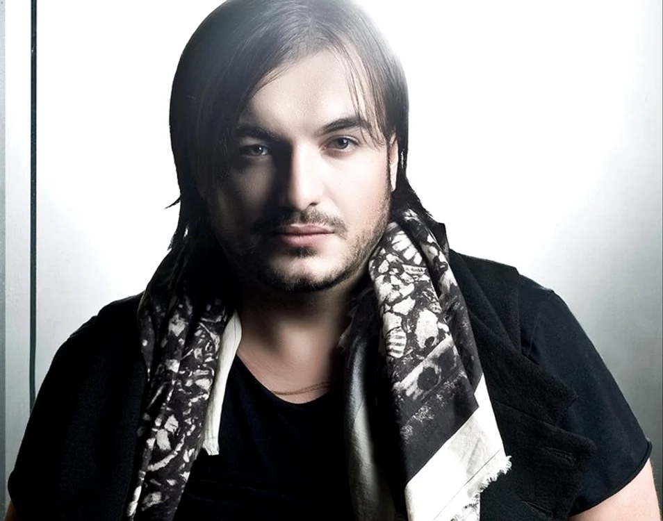 
    Razvan Ciobanu  