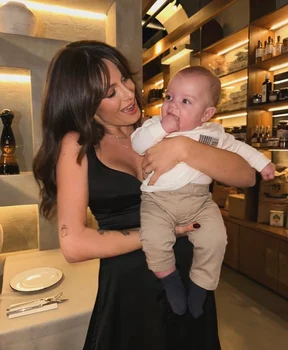 Raluka este nașa lui Aris, fiul Anei Baniciu foto: Instagram 